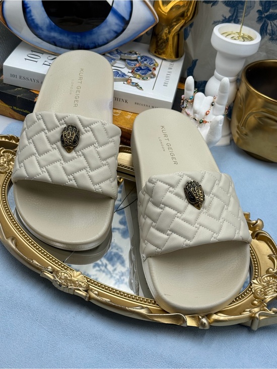 Kurt Geiger Shoes - 🆕 KURT GEIGER LONDON 🧿 NWOB Meena Eagle Quilted Slide, Bone